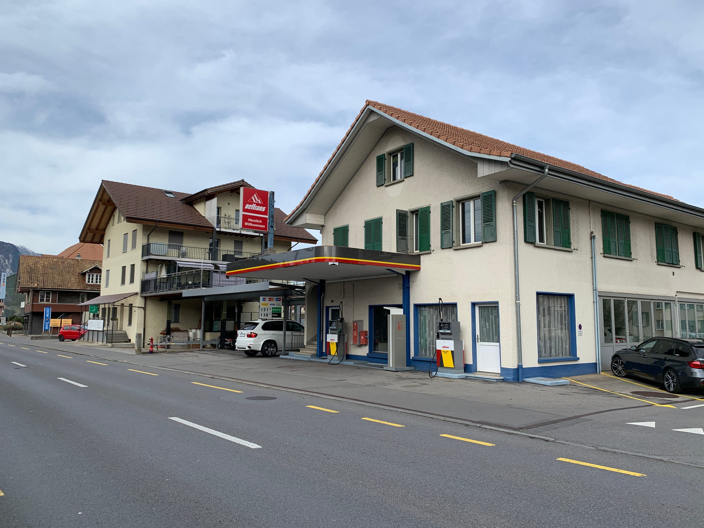 oeltrans Tankstelle Spiez